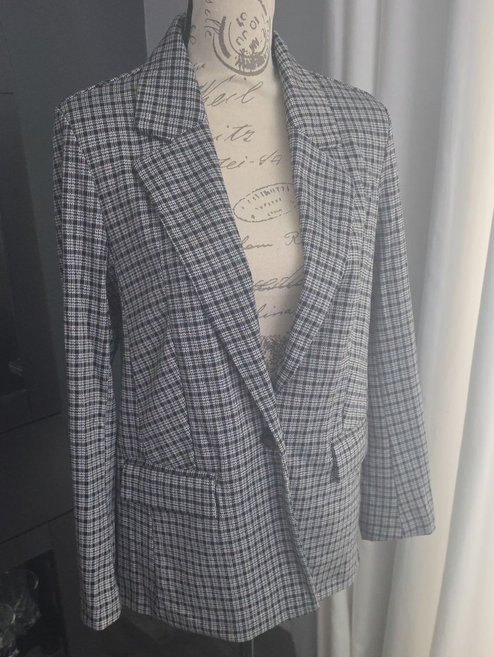 NWOT Sanctuary 'Everyday' Black and White Plaid Blazer